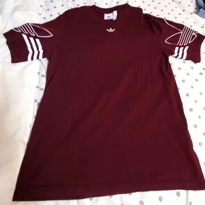 Adidas tshirt Size med